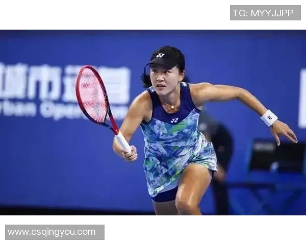 足球明星朱琳的职业生涯与成就全解析让我们一起了解这位足球天才