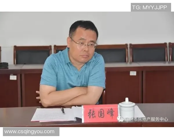 世界足球明星的人品与职业道德对球迷和年轻球员的影响分析 世界足球明星的人品与职业道德对球迷和年轻球员的影响分析